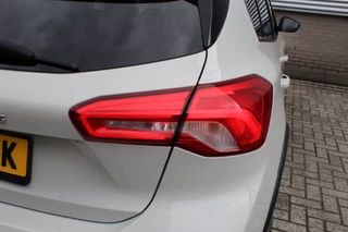 Ford Focus Ford Focus 1.0 EcoBoost 125PK Active Business | B&O | Trekhaak | Adaptieve Cruise | Navigatie | Camera - afbeelding nr 42