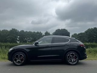 Alfa Romeo Stelvio Alfa Romeo Stelvio 2.0 T Q4 Luxery, 320pk, 20