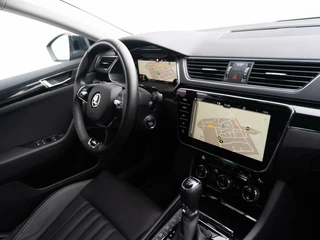 Škoda Superb Skoda Superb Combi 1.4 TSI iV 218pk Laurin & Klement | Leder | Travel Assist | 360 Camera | Stoelventilatie - afbeelding nr 49