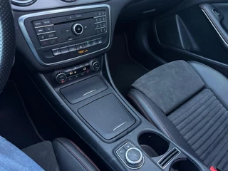 Mercedes-Benz GLA Mercedes-Benz GLA 200 AMG NIGHT PACK FULL PANO NAVI SPORTVELGEN ELEK PAKKET - afbeelding nr 17