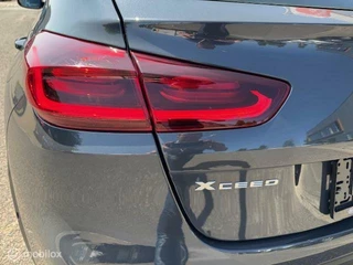 Kia XCeed XCeed 1.6 PHEV Luxe uitvoering  Nieuwe Type & Logo 18 inch Velgen , Stoel Verwarming , Key Less entry , Dodehoek detectie , Electr. Stoel met geheugen , Elect achterklep , Navi - Camera , Parkeerhulp voo & achter, Priveglas - afbeelding nr 18