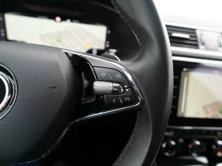 Škoda Superb Skoda Superb Combi 1.4 TSI iV 218pk Laurin & Klement | Leder | Travel Assist | 360 Camera | Stoelventilatie - afbeelding nr 35