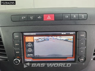 Iveco Daily Iveco Daily 50C18 3.0L 180PK Luchtvering L3H2 Dubbellucht 3,5t Trekhaak Airco Camera Euro6 L4H2 16m3 Airco Trekhaak - afbeelding nr 16