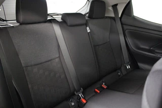 Toyota Yaris Toyota Yaris 1.5 Hybride Dynamic | Winterpack - afbeelding nr 14