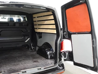 Volkswagen Transporter Volkswagen Transporter 2.0 150PK L2H1 Highline Automaat Dubbele Cabine Airco  Navi Parkeersensoren Camera Trekhaak Carplay - afbeelding nr 34