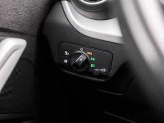 Audi Q2 (VIRTUAL COCKPIT, APPLE CARPLAY, GROOT NAVI, KEYLESS, ADAPTIVE CRUISE, CLIMATE, SPORTSTOELEN, LED KOPLAMPEN, PARKEERSENSOREN, NIEUWSTAAT) - afbeelding nr 23