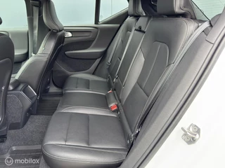 Volvo XC40 Volvo XC40 2.0 T4 AWD R-Design 191 Pk Applecarplay Parelmoer - afbeelding nr 7