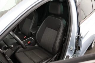 Opel Astra Opel Astra 1.4 Turbo Innovation | Stoel & stuurverwarming | Camera | Carplay | Matrix LED | Trekhaak | Comfortstoelen | Keyless | Navigatie - afbeelding nr 5
