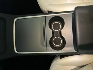 Tesla Model Y Tesla Model Y RWD 58 kWh | Prachtig blauw | Wit lederen interieur | - afbeelding nr 18
