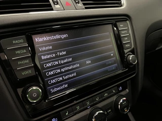 Škoda Octavia Škoda Octavia Combi 2.0 TDI RS /184PK / AUTOMAAT / LEDER / PANODAK / Trekh. 1600KG. - afbeelding nr 20