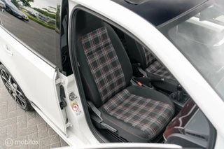 Volkswagen up! Volkswagen UP! 1.0 TSI GTI PANO BEATS CAMERA SFEER CLIMA VOL - afbeelding nr 28
