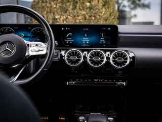 Mercedes-Benz CLA Mercedes CLA-klasse 250e AMG|PANO|CAMERA|SFEERV.|45S PAKKET - afbeelding nr 21
