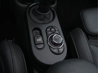 MINI Electric (INCL-BTW) Aut. *PANO | FULL-LEATHER | FULL-LED | HARMAN/KARDON-AUDIO | KEYLESS | CAMERA | SPORT-SEATS | NAVI-FULLMAP  | ECC | AMBIENT-LIGHT | DAB | DIGI-COCKPIT | PDC | 17