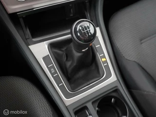 Volkswagen Golf Volkswagen Golf 1.0 TSI Comfortline 5drs Navi - afbeelding nr 17