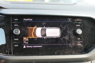 Volkswagen T-Cross Volkswagen T-Cross 1.0 TSI Style Business R-line Automaat Virtual Cockpit - afbeelding nr 12