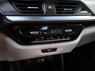 Suzuki Swift Suzuki Swift 1.2 Style Smart Hybrid | Navigatie | Cruise-control | Camera - afbeelding nr 23