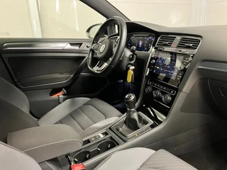 Volkswagen Golf Volkswagen Golf Highline Business R 1.0TSi | Navigatie |LED | 2x R-line | Camera | - afbeelding nr 38