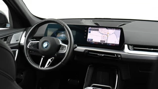 BMW iX1 BMW iX1 xDrive30 M-Sport | Harman/Kardon | Trekhaak | Head-up | Comfort Access | Parking Assistant Plus | Leder - afbeelding nr 18