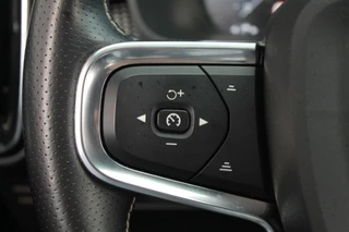Volvo XC40 Volvo XC40 T4 Recharge R-Design | Stoelverwarming | Parkeercamera | BLIS | Pilot Assist | Electr. Stoelen | Glossy Black | Keyless - afbeelding nr 33