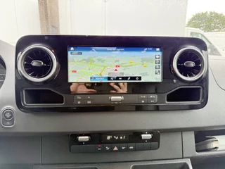 Mercedes-Benz Sprinter Automaat L3H2 Dubbele Cabine Mercedes ME MBUX Climate Control Camera Navigatie Trekhaak DOKA DC - afbeelding nr 19