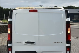 Renault Trafic Renault Trafic 2.0 dCi 120 Pk L2H1 DC Inrichting Navi 6 Pers - afbeelding nr 20