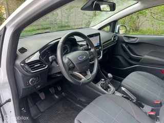 Ford Fiesta Ford Fiesta 1.1 BLACK & WHITE EDITION 12M GARANTIE - afbeelding nr 18