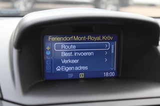 Ford Fiesta Ford Fiesta 1.0 EcoBoost ST Line / Navigatie / Parkeerhulp achter / 17'' / Xenon / DAB / Getint glas / Cruise Control - afbeelding nr 20