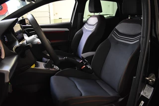 SEAT Ibiza SEAT Ibiza TSI 110PK FR SPORT LED/NAVI/CARPLAY/CAMERA - afbeelding nr 17