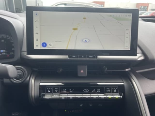 Toyota C-HR Toyota C-HR 1.8 Hybrid Dynamic Limited / Groot scherm / Parkeersensoren - afbeelding nr 13