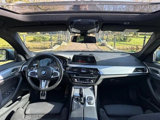 BMW 5 Serie BMW 5-serie Touring 530i M-Sport | Pano | Alcantara | Dealer Onderhouden | - afbeelding nr 5