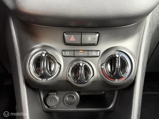 Peugeot 208 Peugeot 208 1.2 PureTech Allure Navi Carplay PDC Cruise Control - afbeelding nr 22