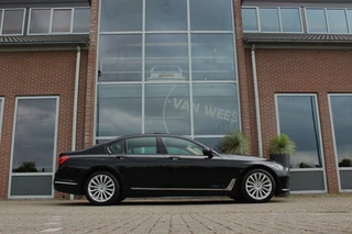 BMW 7 Serie ➡️  BMW 7-serie 740i High Executive | 2e eigenaar | Camera | Laser | Head-up | Dakraam | 19 inch | Soft-close | Massage | 6 cilinder | 326 pk | Origineel | Keyless entry/Go - afbeelding nr 6