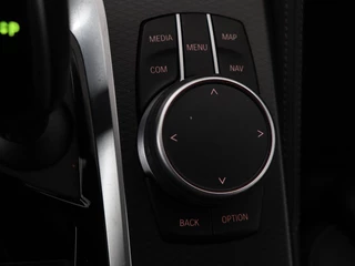 BMW 5 Serie BMW 5-serie 530e xDrive M Sport | Leder |  Stoel & stuurverwarming | Sfeerverlichting | Adaptief LED | Carplay | Camera | Live cockpit | Navigatie - afbeelding nr 36