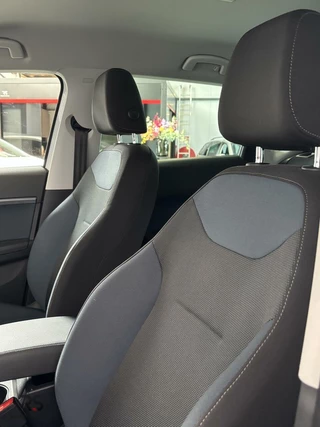 SEAT Ateca Seat Ateca 1.0 EcoTSI 116 pk Style Buss. Intense | Navi | LED | Cruise | CarPlay | PDC | DAB+ | Org. NLD. | - afbeelding nr 22