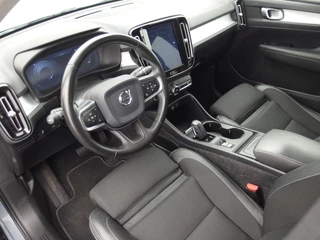 Volvo XC40 AUTOMAAT / TREKHAAK / FULL LED / STOELVERW / CARPLAY / CAMERA / NAVI / CLIMA / NL-AUTO - afbeelding nr 8