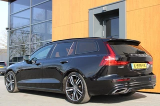 Volvo V60 Volvo V60 T5 R-Design | Pano | 360 Camera | ACC - afbeelding nr 11