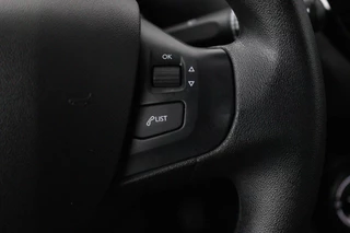 Peugeot 208 Peugeot 208 1.2 PureTech Blue Lease Active (PARKEERSENSOREN ACHTER, NAVIGATIE, BLUETOOTH, NL-AUTO, GOED ONDERHOUDEN) - afbeelding nr 9