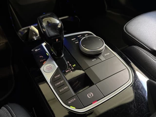 BMW 1 Serie BMW 1 Serie 118IA 140PK HIGH EXECUTIVE SPORT/NAVI/LED/CARPLAY - afbeelding nr 26