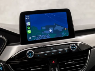 Ford Kuga Ford Kuga 2.5 PHEV Titanium 225Pk Automaat (APPLE CARPLAY, GROOT NAVI, STUUR/STOELVERWARMING, ADAPTIVE CRUISE, CAMERA, KEYLESS, TREKHAAK, STOELVERWARMING ACHTER, ELEK ACHTERKLEP, NIEUWSTAAT) - afbeelding nr 29