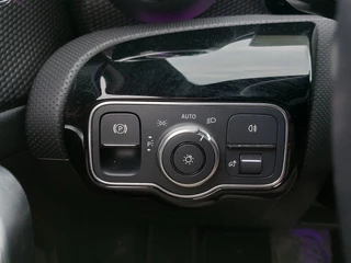Mercedes-Benz A-Klasse 250e Plug-In Hybrid Luxury Line | Origineel NL | Navi | Apple Carplay+Android Auto | Clima | Cruise | Stoelverwarming | Pdc V+A+Assist+Camera | Privacy Glass | 17''lm - afbeelding nr 20