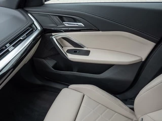 BMW iX1 TREKH, ACC, HiFi, 20-inch LMV ** 24k onder NP - EX BMW-AG ** ** INFORMEER OOK NAAR ONZE AANTREKKELIJKE FINANCIAL-LEASE TARIEVEN ** - afbeelding nr 21