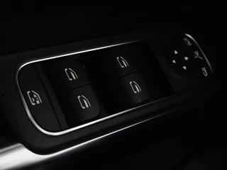 Mercedes-Benz GLA Mercedes-Benz GLA-klasse 250e Style | Stoelverwarming | Camera |  Cruise control | Carplay | Widescreen | LMV 18 inch | Half leder | DAB+ - afbeelding nr 32