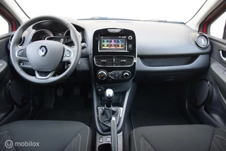 Renault Clio Renault Clio 0.9 TCe Limited climate control PDC navi Apple Carplay - afbeelding nr 10