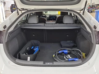 Hyundai IONIQ Hyundai IONIQ Premium EV 38 kWh SOH 100% - afbeelding nr 8