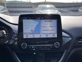 Ford Fiesta Ford Fiesta 1.0 EcoBoost ST-Line 100PK Navi Climate Voorruit Verwarming Parkeersensoren Achter Blind-Spot Carplay Privacy Glass 17'' Inch Velgen *Sportief* - afbeelding nr 16