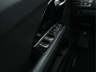 Kia Niro Kia Niro 1.6 GDi Hybrid ExecutiveLine Aut. *LEATHER-FABRIC | NAVI-FULLMAP | KEYLESS | CAMERA | COMFORT-SEATS | DIGI-COCKPIT | LANE-ASSIST | ECC | CARPLAY | PDC | 16''ALU* - afbeelding nr 19