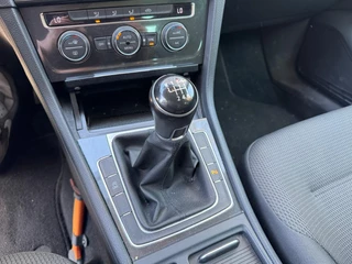Volkswagen Golf Airco/5-Deurs/Alu wielen - afbeelding nr 23