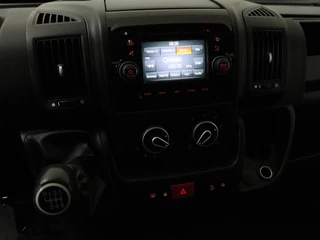 Peugeot Boxer | Navigatie | Airco | Bijrijdersbank - afbeelding nr 16