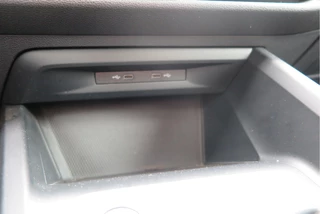 Volkswagen Golf Volkswagen Golf 1.5 TSI 96kw 130pk Style , Panorama dak , Led, Virtual cockpit ,Trekhaak uitklapbaar, PDC, Navigatie via Carplay , DAB+ , Stoelverwarming,Alcantara bekleding, etc. - afbeelding nr 59