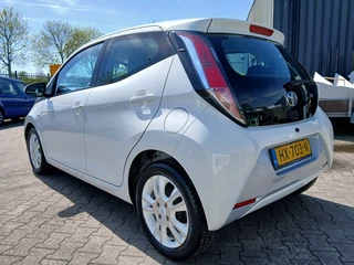 Toyota Aygo - afbeelding nr 3